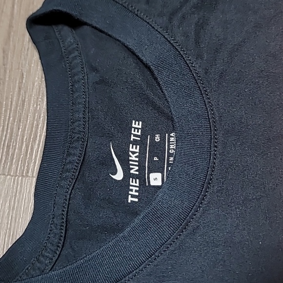 NIKE SHIBA INU DOG TEE SIZE SMALL MENS - Picture 4 of 6